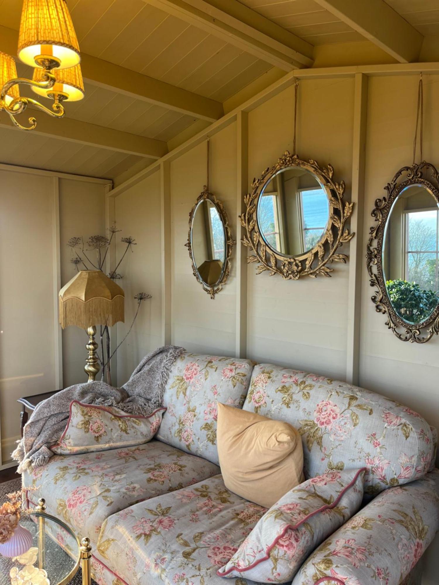 The Pink Cottage Upstairs Suite & Garden Summer Room Whitehead Luaran gambar